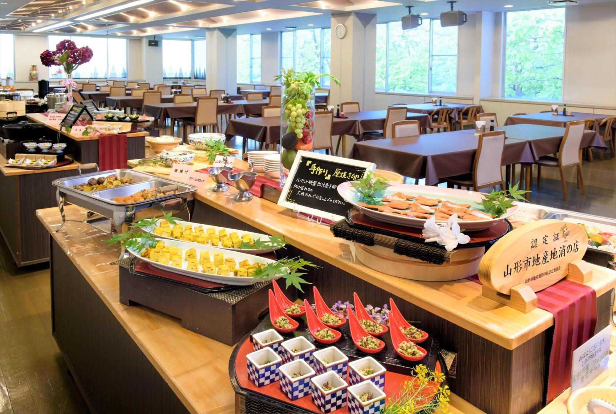 Takamiya Hotel Lucent Yamagata  Exterior photo